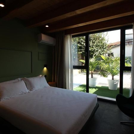 Nuovo B&B Whynot? A Vicenza Exterior photo
